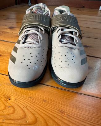 Scarpe Adidas Powerlift taglia 43