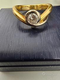 Solitario Salvini con diamante 