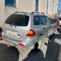 Ricambi Hyundai Santa Fe 2.0 CRDi TD 4WD anno 2004