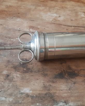 Schizzettone -siringa medica vintage