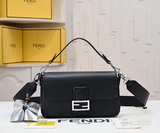 Borsa a spalla Fendi Baguette
