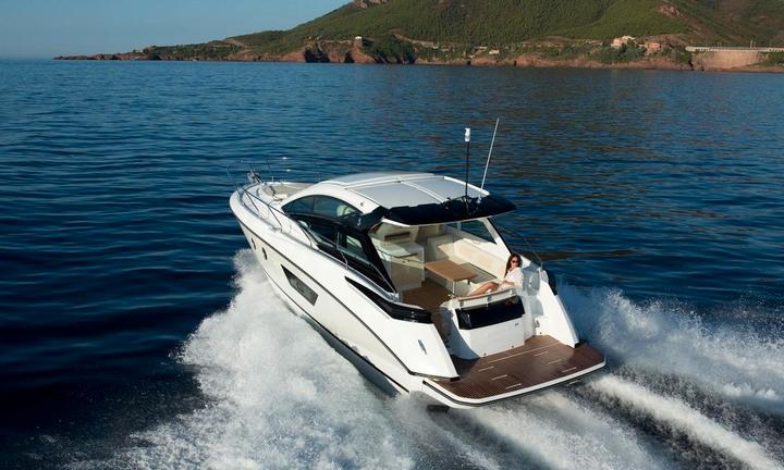 Beneteau Gran Turismo 40 del 2016