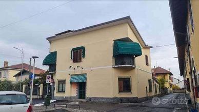 Immobile in asta di 118 m² con 4 locali a Corbetta