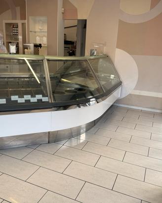 Vetrine esposizione gelateria