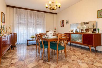 4 LOCALI A LUCERA