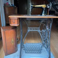 Macchina da cucire Singer con mobile legno 1941