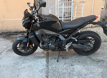 Yamaha mt 09 2023 15500 km
