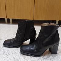 STIVALETTO - Caviglia- NUOVO-Nero,tacco largo- 8cm