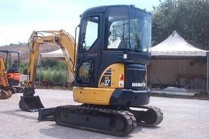 Miniescavatore usato KOMATSU PC 27 MR2