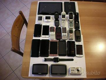Lotto Smartphone Cellulari Tablet rotti (ricambi)