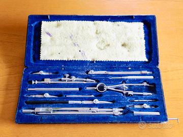 Antico set di compassi DEMARTINI