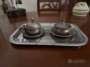 Vassoio vintage placcato in argento