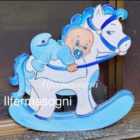 Fiocchi nascita e cicogne in legno