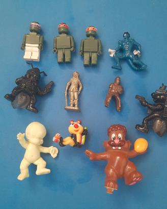 11 pupazzini vari anni 80-90