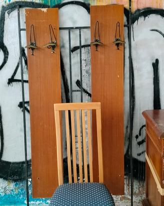 4 Sedie in Legno Mobile E Appendiabiti Vintage