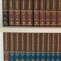 enciclopedia britannica  30 volumi 