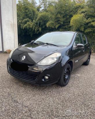 Renault clio -Neopatentati -gpl