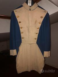 Uniforme e shako napoleonico