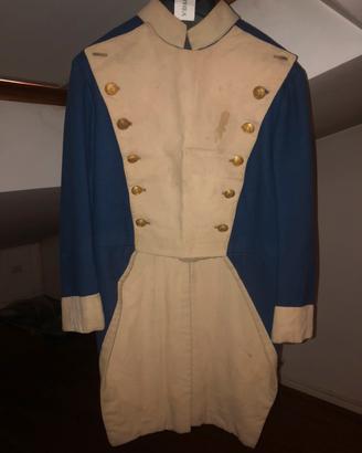Uniforme e shako napoleonico