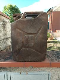 Tanica carburante inglese Jerrycan II guerra