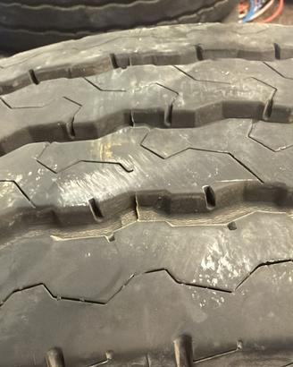 Pneumatici 225/75 r16C