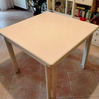 Tavolo soggiorno allungabile