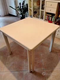 Tavolo soggiorno allungabile