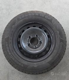 Pneumatici Continental 225/65 R 16 CP 