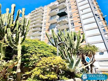 Appartamento 5 Vani Piano 1° con Ampio Terrazzo