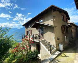 CASA SEMINDIPENDENTE A CASTIONE ANDEVENNO