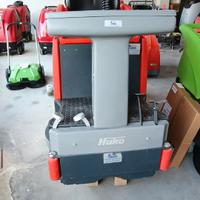 lavasciuga / lavapavimenti prof. uomo a bordo