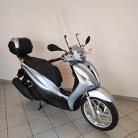 Piaggio Medley 125 2025 Parabrezza e bauletto o sc