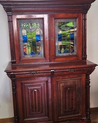 Mobile antico in legno massello