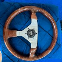 Volante momo nardi