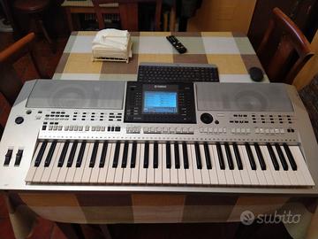 Yamaha psr-S900