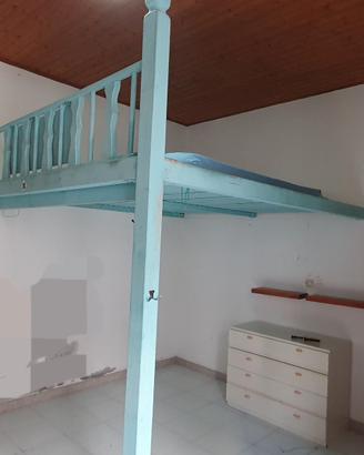 Soppalco in legno matrimoniale