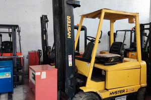 Carrello elevatore elettrico 2500 kg Hyster