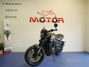 Triumph Trident 660 GARANZIA CASA MADRE