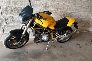 Ducati Monster 900