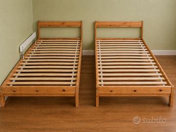 Letti singoli montessoriani in legno di pino