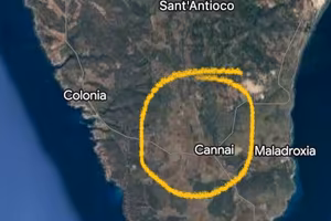 Sant'antioco - rudere con ampio terreno