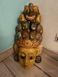 Maschera rituale  guarigione e volti malattie