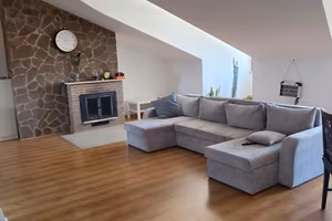 Attico mansardato zona residenziale 160mq