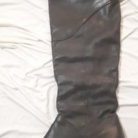 Stivali alti grigi n. 39 tacco basso