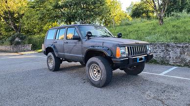 Jeep Cherokee XJ 4.0 Automatico ASI GPL – 1990