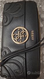 portafoglio della Guess grande nero