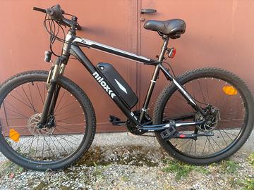 Bicicletta elettrica nilox x6