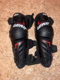 Ginocchiere leatt e collare spugna