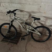 Bici rockrider 6.3