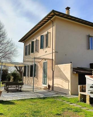 Villa di 386 m² con più di 5 locali a San Giuliano